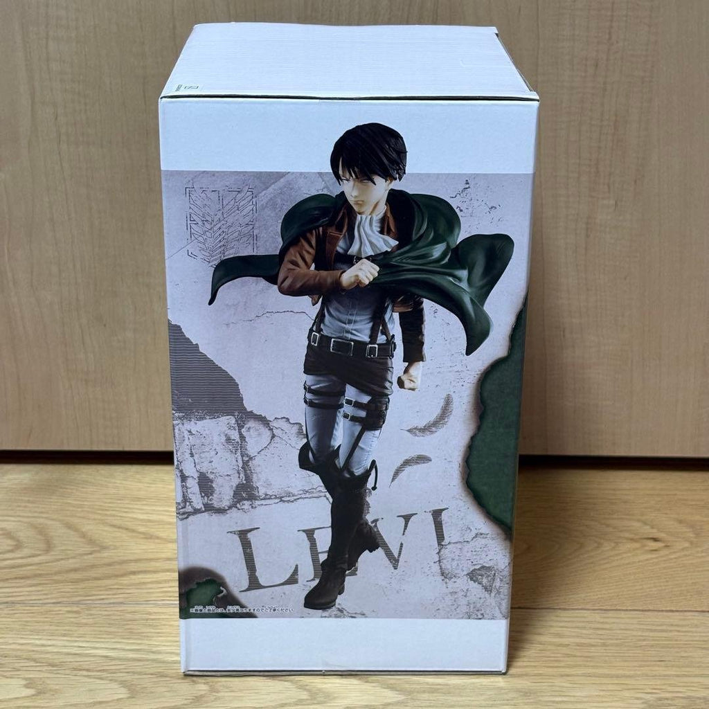 Attack on Titan Grandista Levi Ackerman Figure