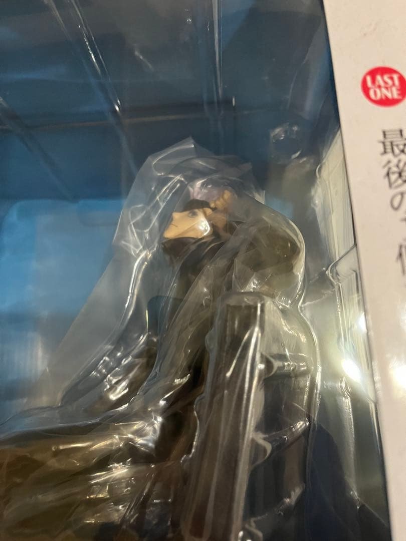 BANDAI Ichiban Kuji Jujutsu Kaisen 5th Anniversary Last One Prize — Satoru Gojo Figure