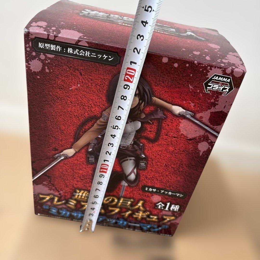 Attack on Titan Premium Figure — Mikasa Ackerman
